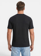 Venatte men's black slim-fit short-sleeve knit t-shirt with crew neckline and vertical ribbing.