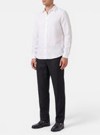 Venatte Men's black cotton linen relaxed fit casual pants with elasticated waist and back pocket.
