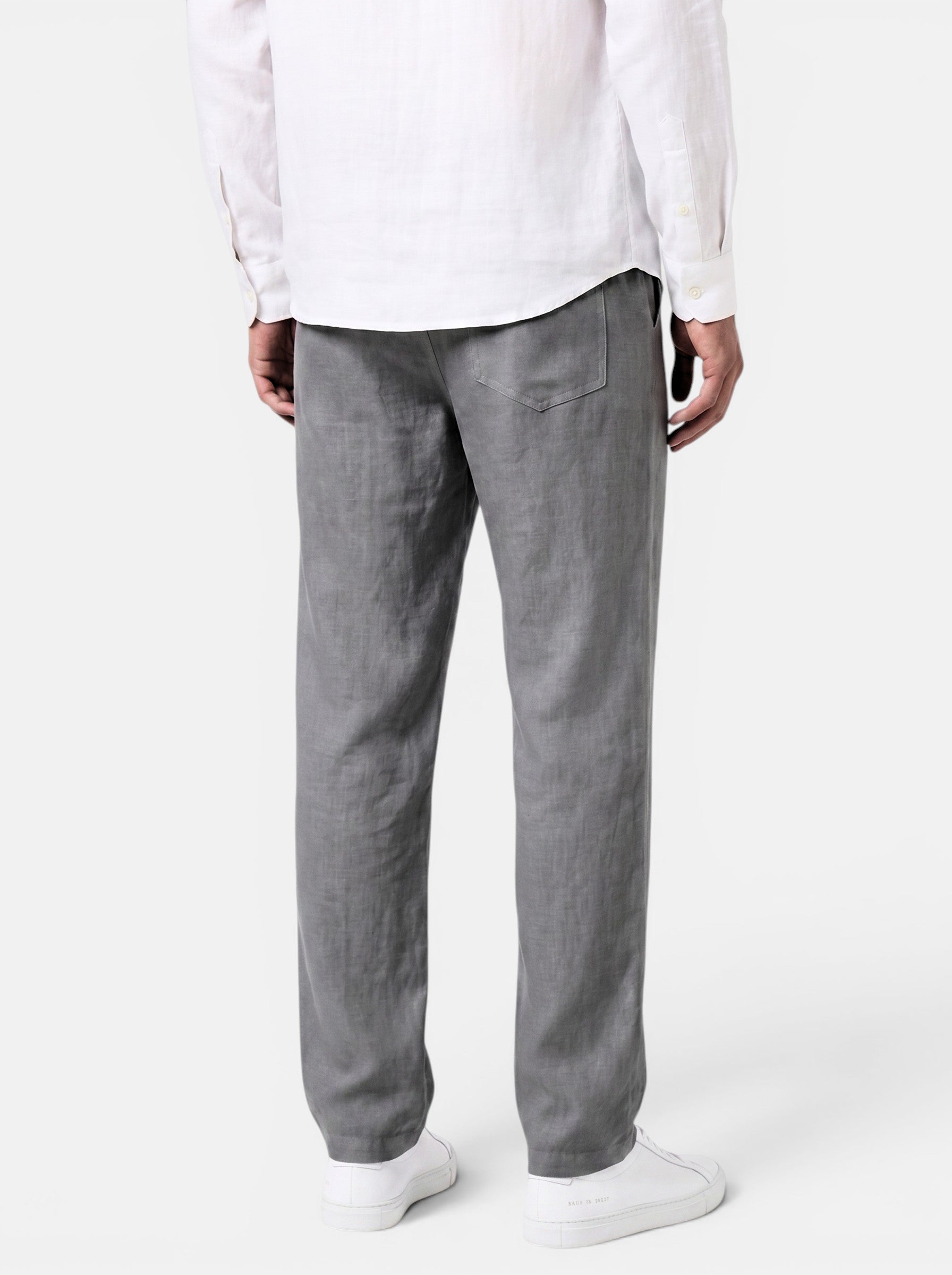 Venatte men's relaxed fit grey cotton linen pants with elasticated waist and back pocket.