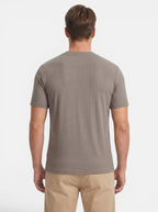 Venatte men's slim-fit short-sleeve knit t-shirt in taupe with vertical ribbing. Crew neck, casual style.