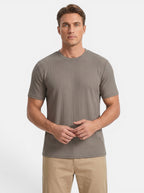 Venatte men's slim-fit short-sleeve crew neck t-shirt in taupe ribbed polyester knit