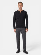 Venatte men's black long-sleeve cotton blend Henley shirt with button placket and relaxed fit.