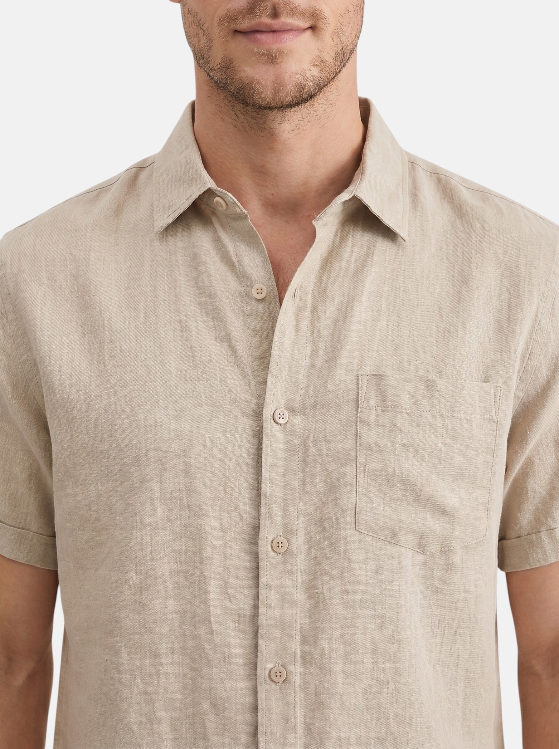Venatte men's short-sleeve beige cotton linen blend casual beach shirt with turn-down collar and chest pocket.