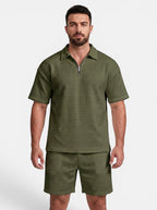 Venatte men's olive green quilted short-sleeve polo shirt and shorts set. Features a quarter-zip closure and lapel collar.