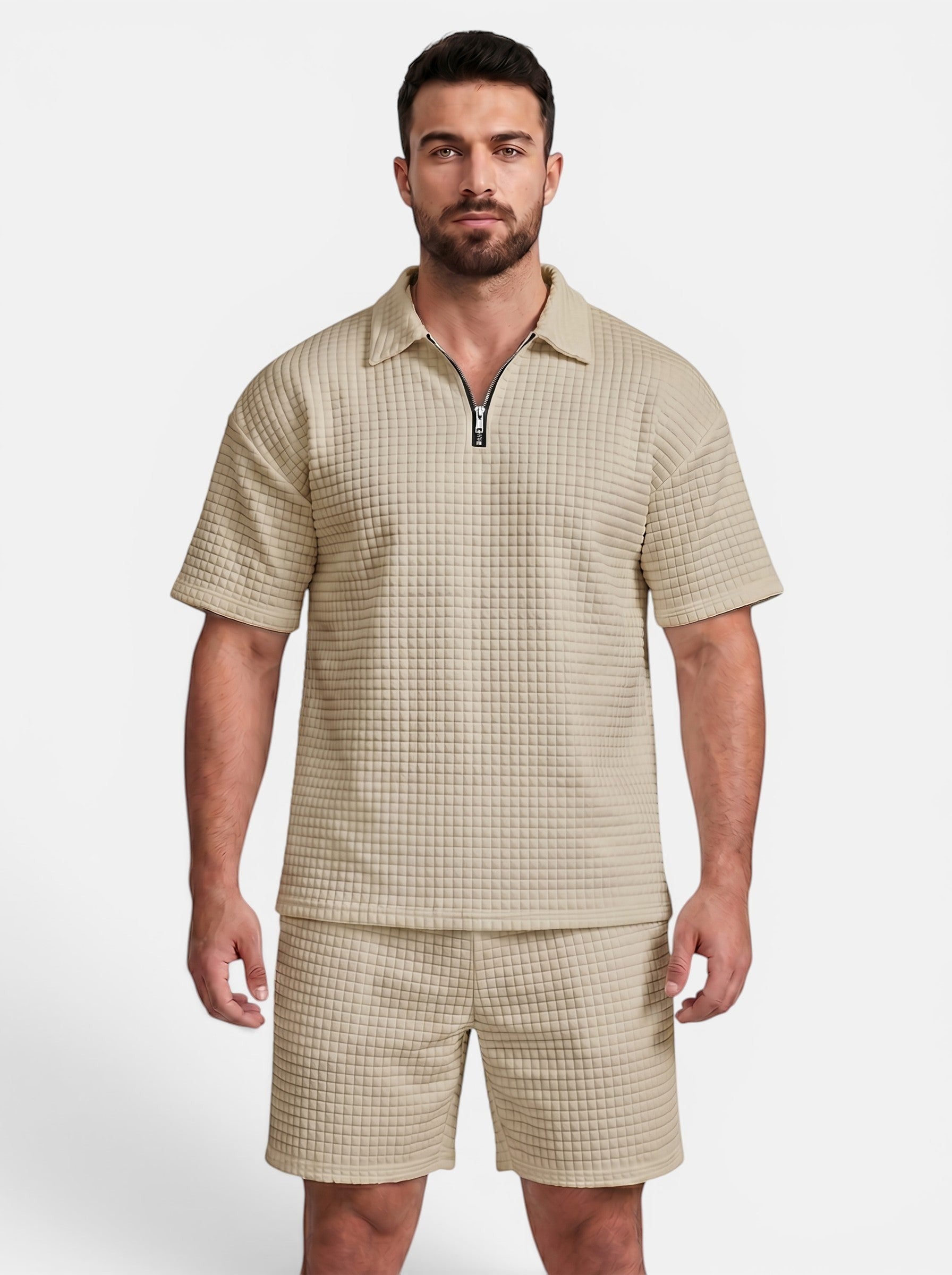 Venatte men's beige quilted polyester short-sleeve polo shirt and shorts set with zip closure.