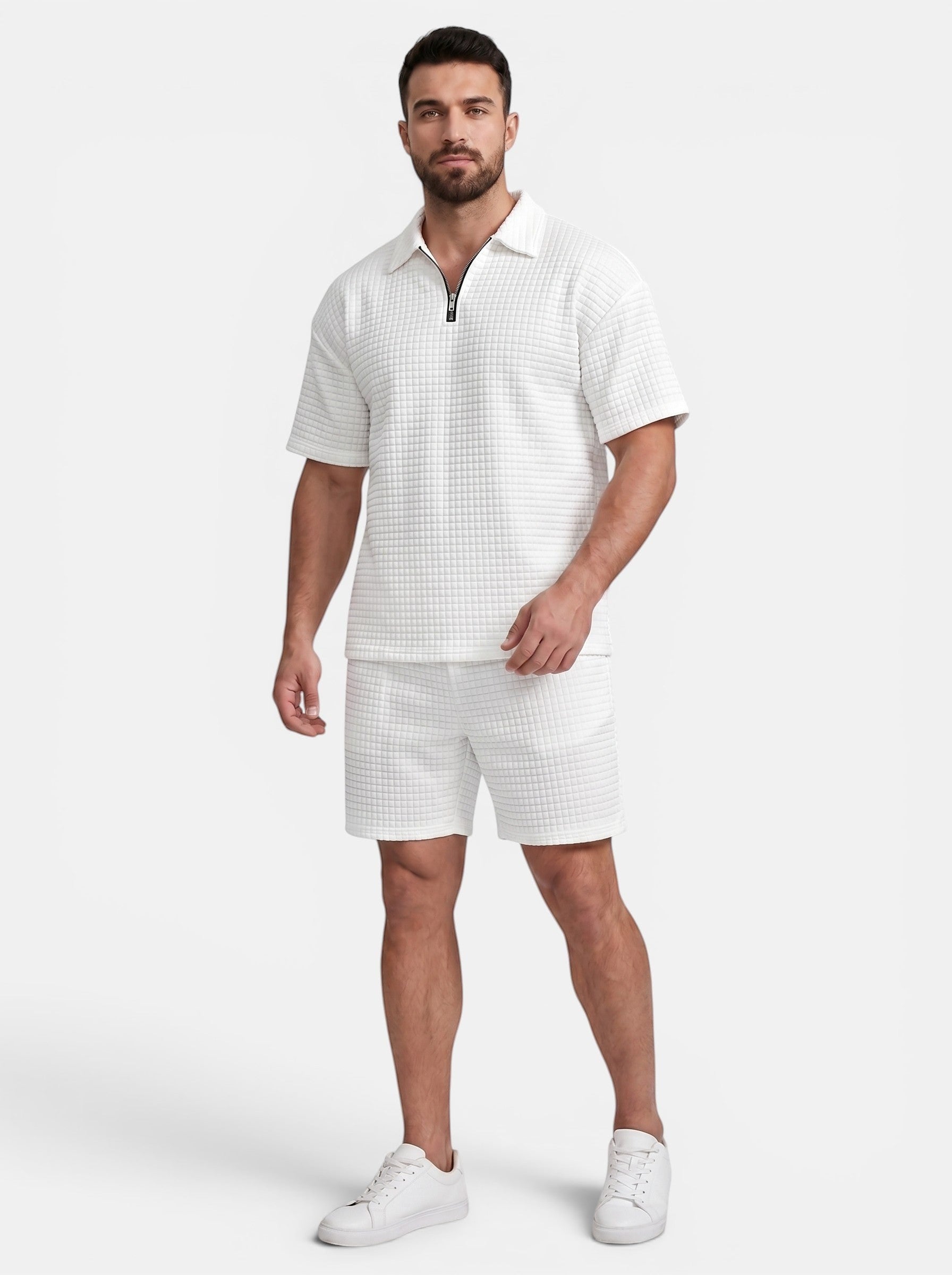 Venatte men's white quilted polyester short-sleeve polo shirt and shorts set with zip collar.