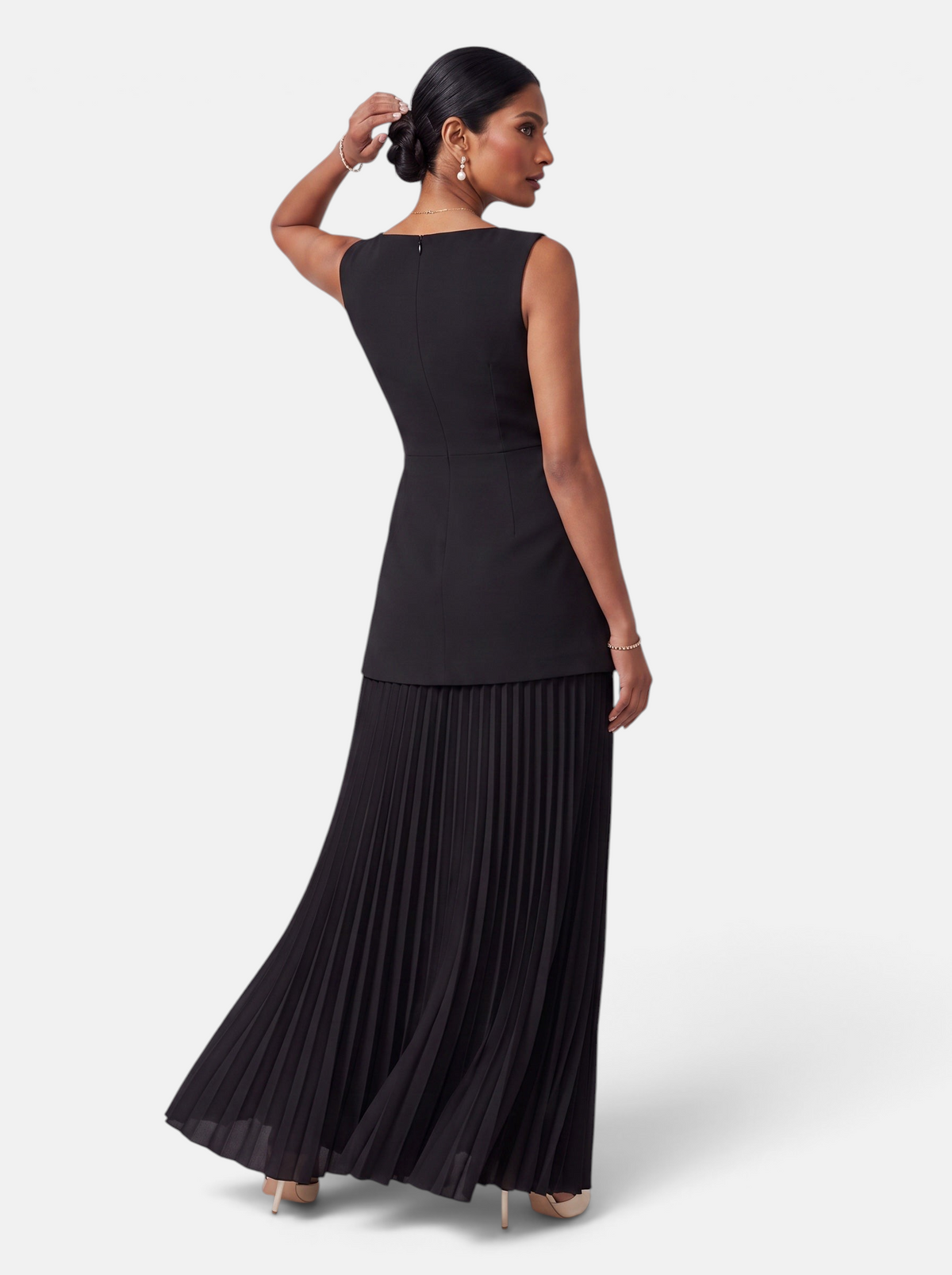 Women's Knit Crop Vest and Pleated Skirt Two-Piece Set in Black - Back View